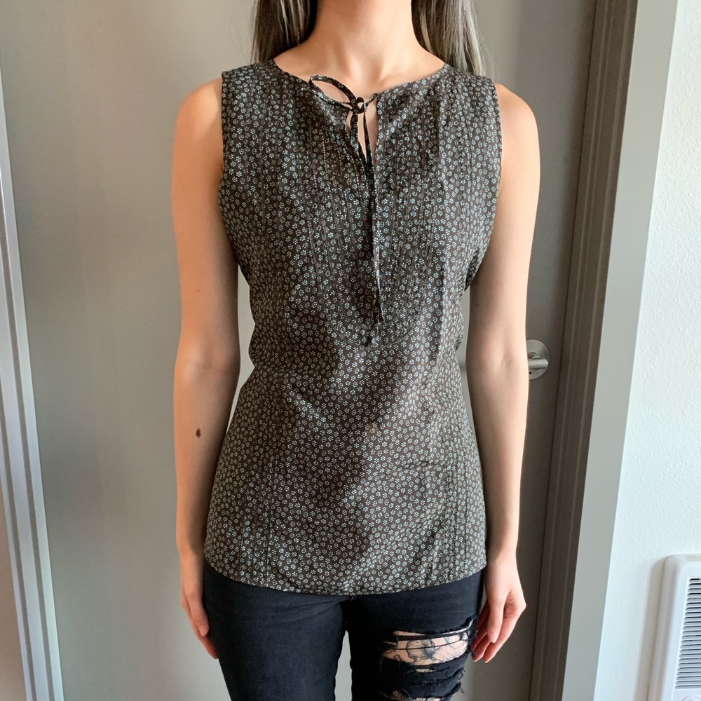 NWT XS Brown Banana Republic Sleeveless Silk Top